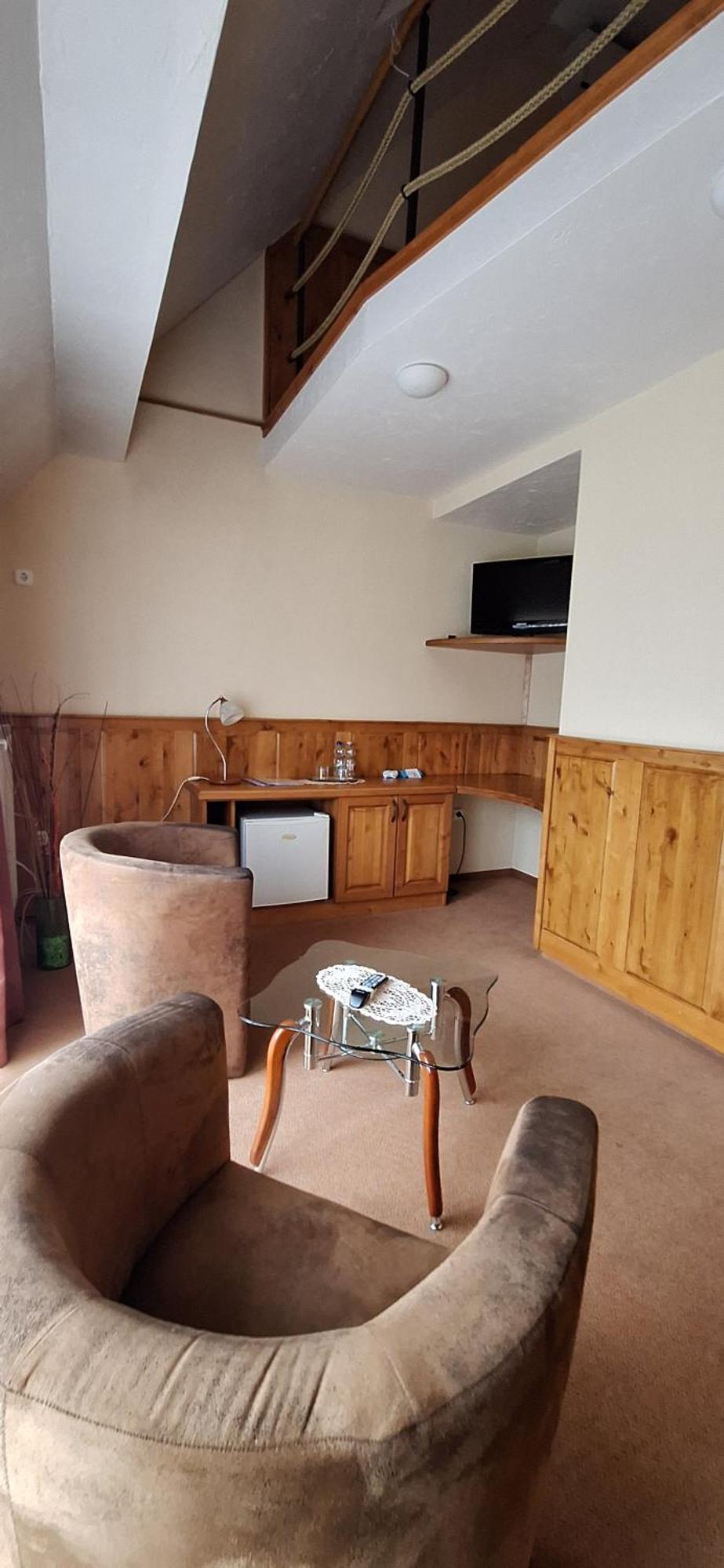 Atryum Hotel Szolnok Luaran gambar
