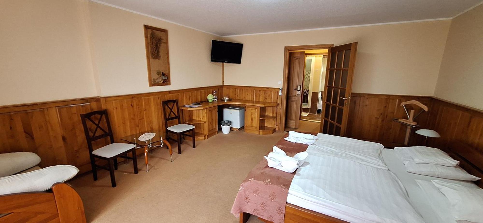 Atryum Hotel Szolnok Luaran gambar